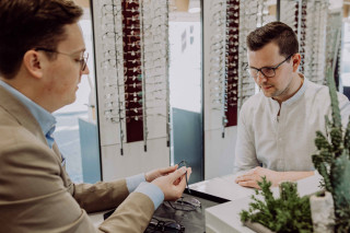 Uhren, Schmuck, Brillen